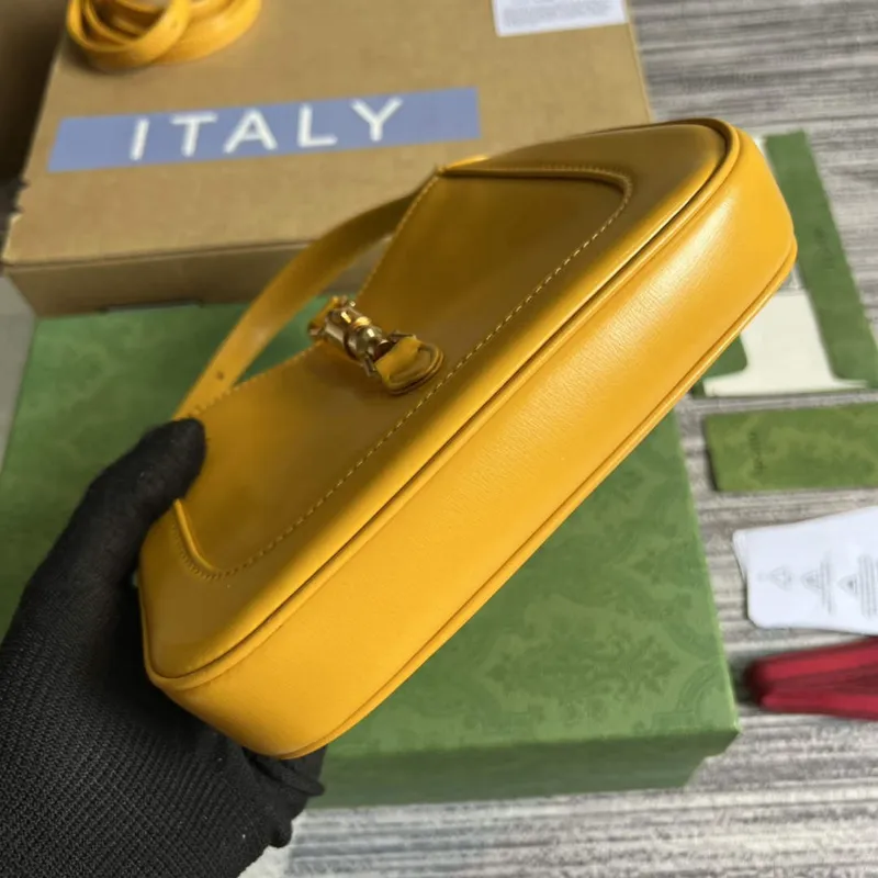 Gucci 637091 Jackie 1961 mini shoulder bag Yellow
