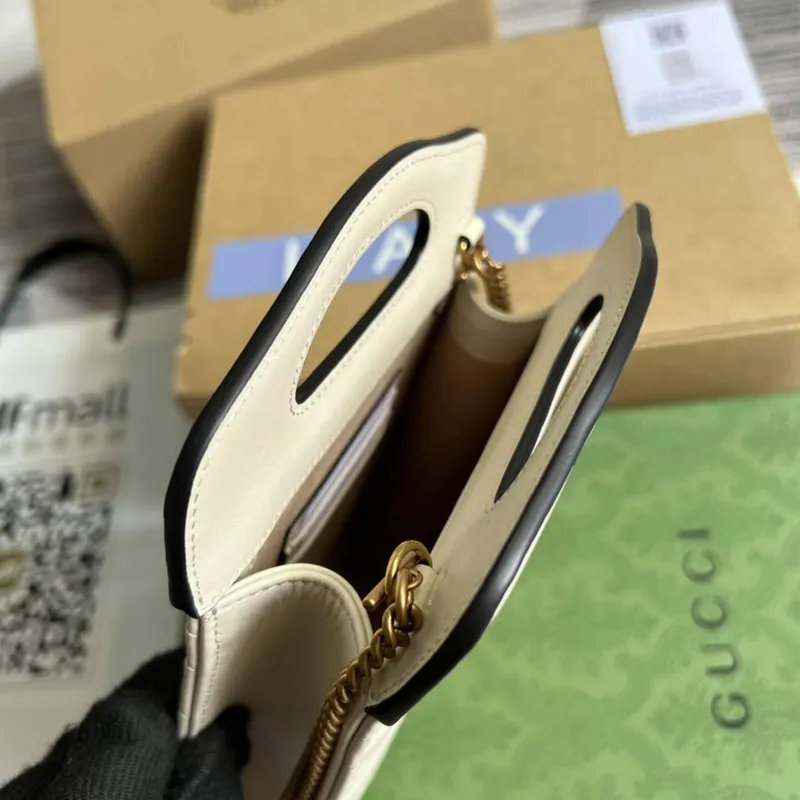 Gucci 699756 GG Marmont Top handle mini bag White