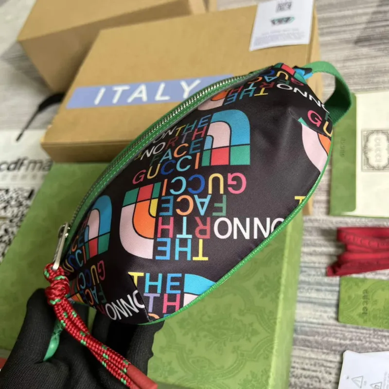 Gucci 650299 The North Face x Gucci belt bag Green