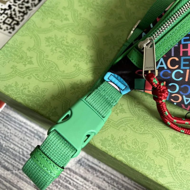 Gucci 650299 The North Face x Gucci belt bag Green