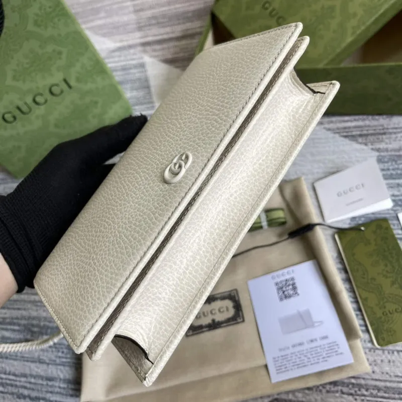 Gucci 497985 GG Marmont Leather Mini Chain Bag White