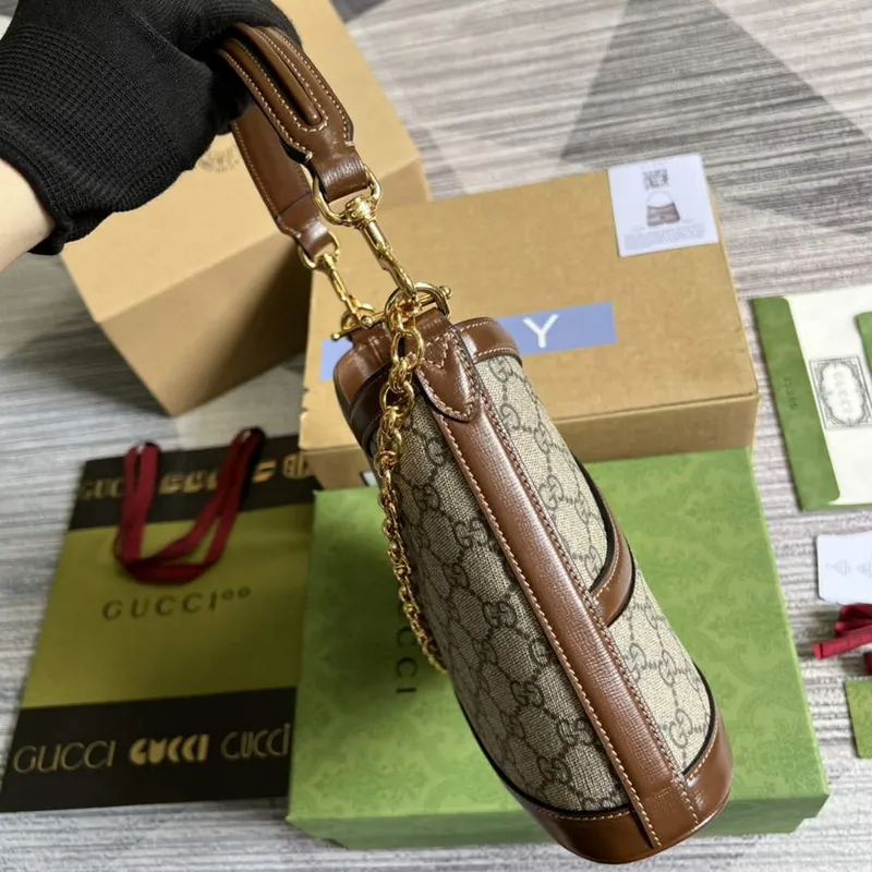 Gucci 696011 Large shoulder bag with Interlocking G Brown