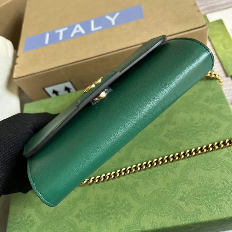 Gucci 675795 Gucci Diana mini shoulder bag Green