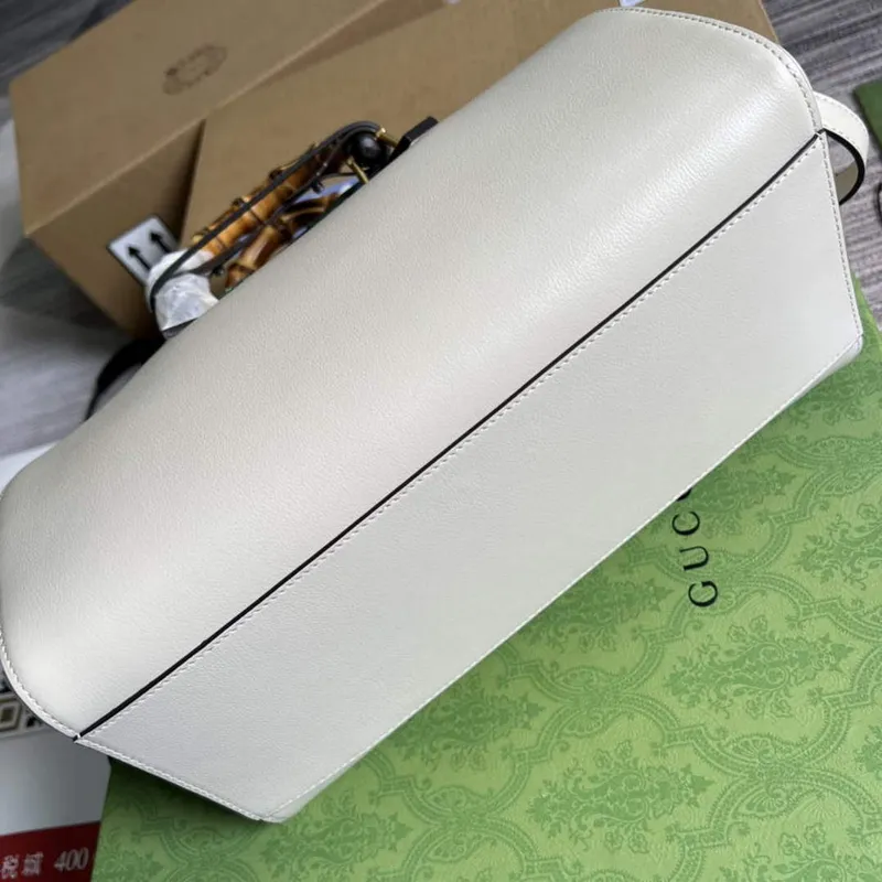 Gucci 655663 Gucci Diana Japan Limited Small Top Handle Bag White