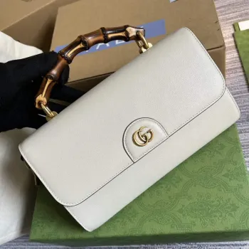 Gucci 675794 Gucci Diana Small Shoulder Bag White