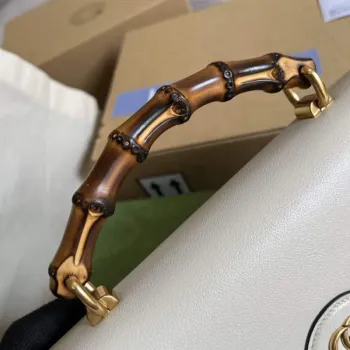 Gucci 675794 Gucci Diana Small Shoulder Bag White