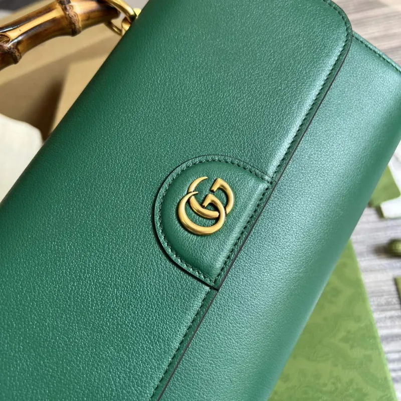 Gucci 675794 Gucci Diana Small Shoulder Bag Green