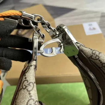 Gucci 702823 Gucci Attache large shoulder bag Beige and ebony