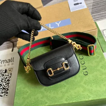 Gucci 699760 Gucci Horsebit 1955 strap wallet Black