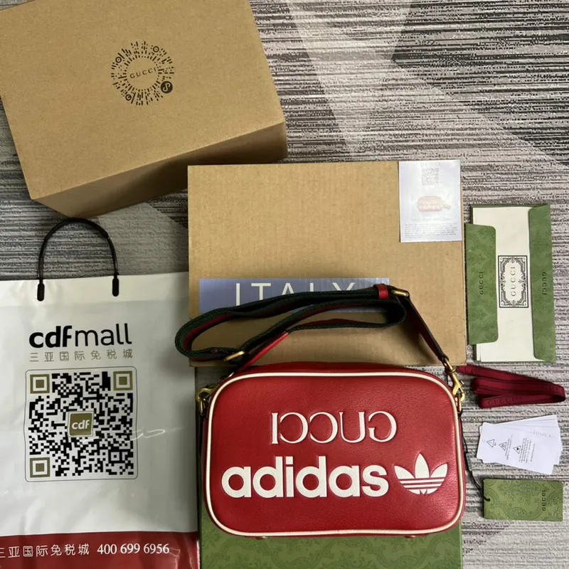 Adidas  x Gucci small shoulder bag 702427 Red leather
