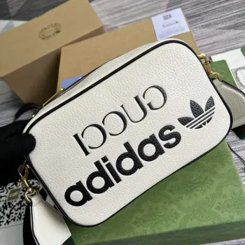 Adidas x Gucci small shoulder bag 702427 White leather