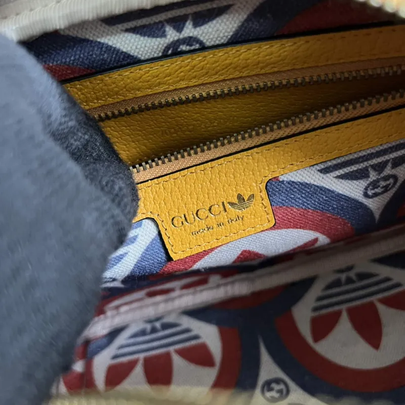 Adidas x Gucci small shoulder bag 702427 Yellow leather