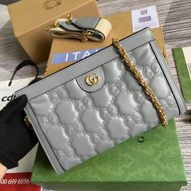Gucci 702200 GG matelassé leather shoulder bag Dusty grey