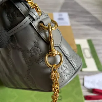 Gucci 702229 GG matelassé leather shoulder bag Dusty grey