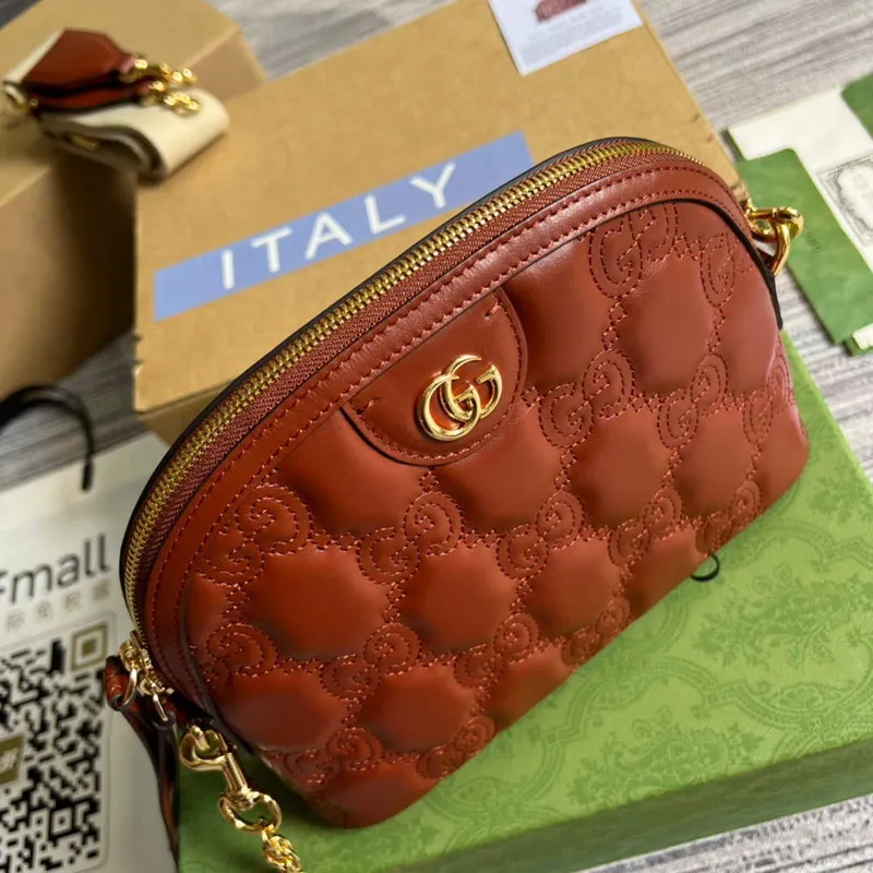 Gucci 702229 GG matelassé leather shoulder bag Light brown