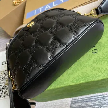 Gucci 702229 GG matelassé leather shoulder bag Black