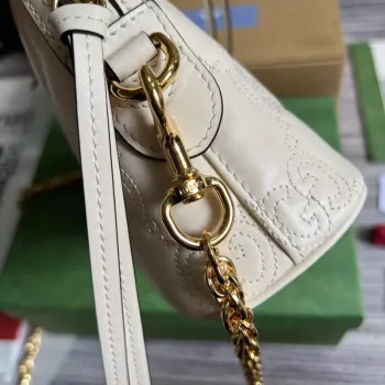 Gucci 702229 GG matelassé leather shoulder bag White