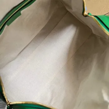 Gucci 702242 GG matelassé leather shoulder bag Bright green