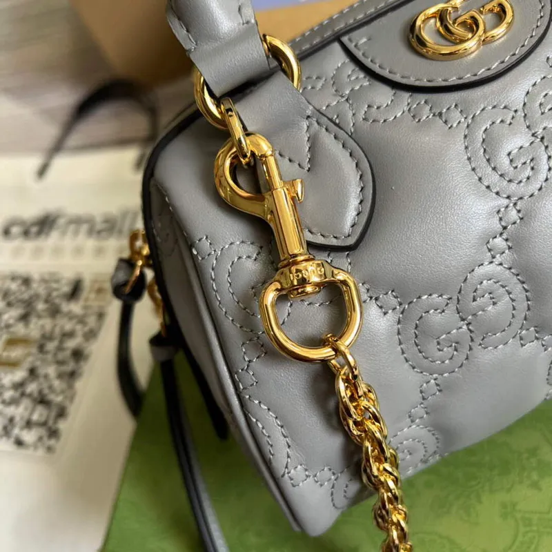 Gucci 702251 GG matelassé leather top handle bag Dusty grey