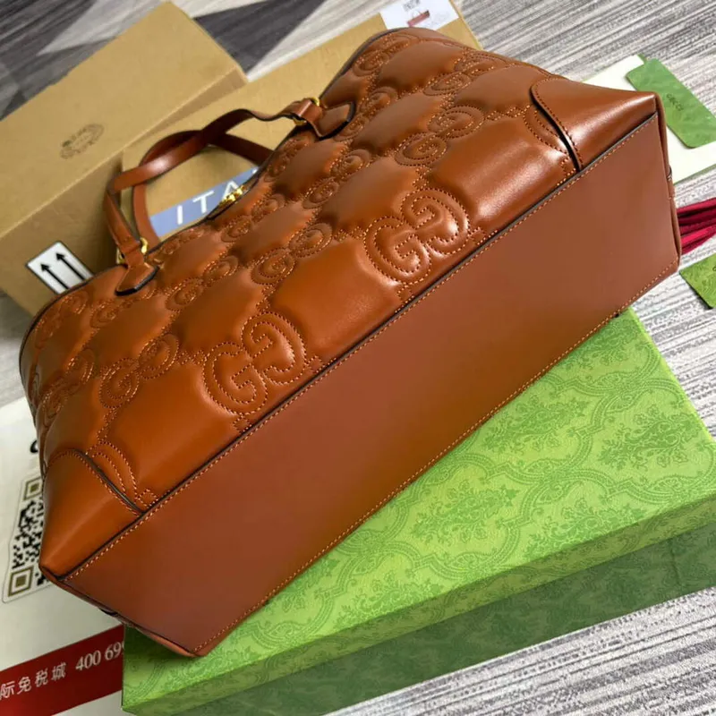 Gucci 631685 GG matelassé leather medium tote Bag Light brown