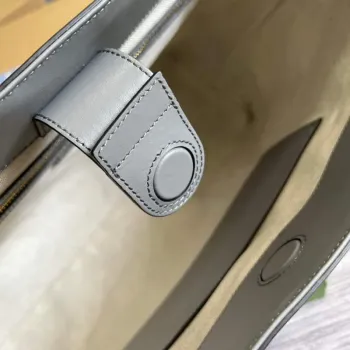 Gucci 631685 GG matelassé leather medium tote Bag Gray