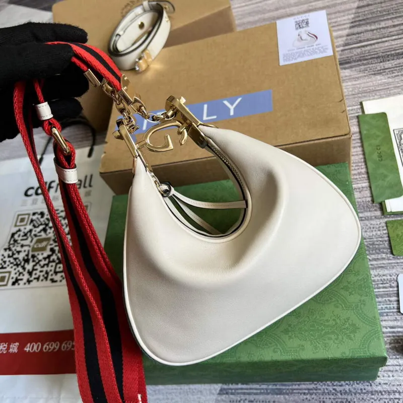 Gucci 699409 Gucci Attache small shoulder bag White