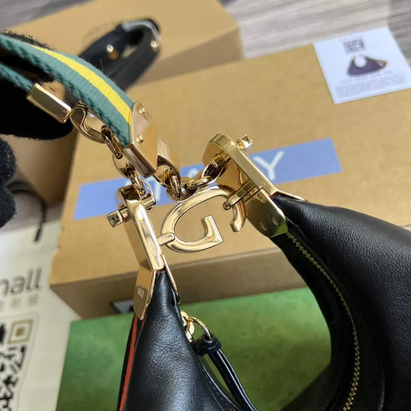 Gucci 699409 Gucci Attache small shoulder bag Black