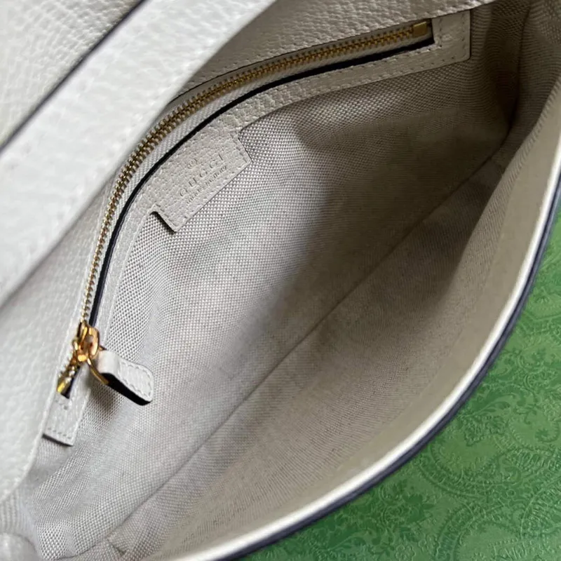 Gucci 699268 Gucci Blondie shoulder bag GG Supreme canvas White