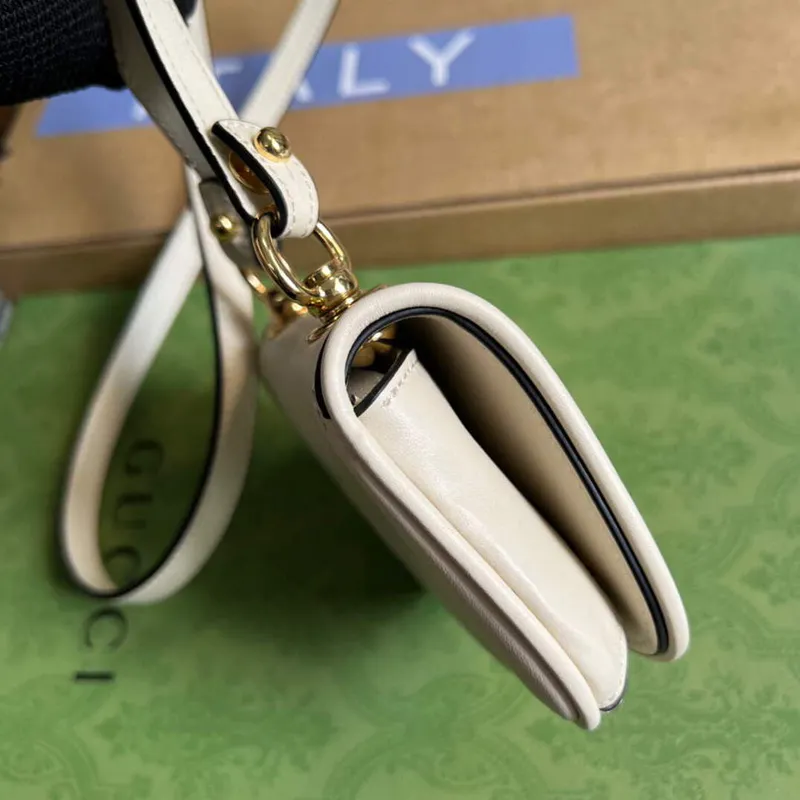 Gucci 698635 Gucci Blondie Mini card case wallet White