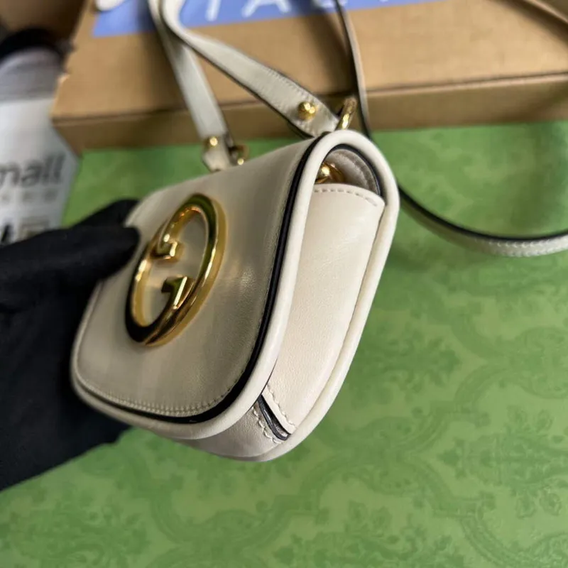 Gucci 698635 Gucci Blondie Mini card case wallet White