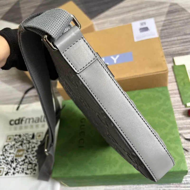 Gucci 406410 GG embossed small messenger bag Grey