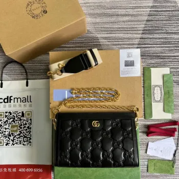 Gucci 702200 GG matelassé leather shoulder bag black