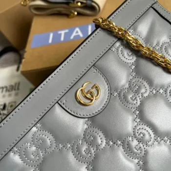 Gucci 702200 GG matelassé leather shoulder bag grey