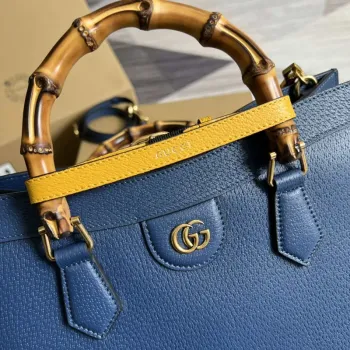 Gucci 678842 Diana medium tote bag Blue
