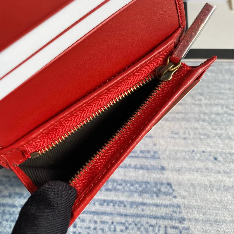 Gucci 466492 GG Marmont card case wallet in Red