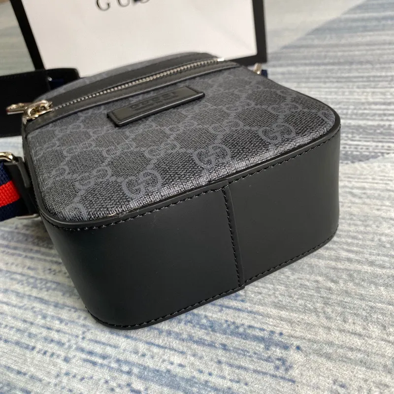 Gucci 682357 GG Black messenger 598103 Black GG Supreme canvas