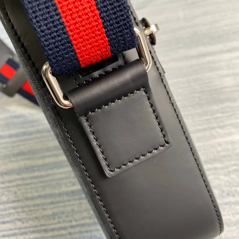 Gucci 682357 GG Black messenger 598103 Black GG Supreme canvas