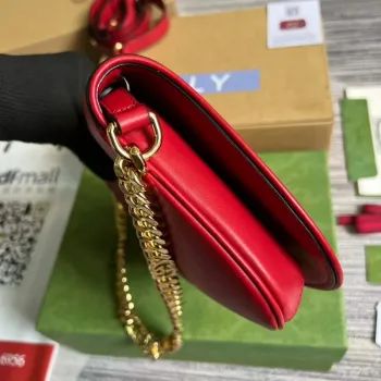 Gucci 699268 Blondie shoulder bag Red leather