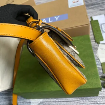 Gucci 658487 Padlock Mini Bag Beige