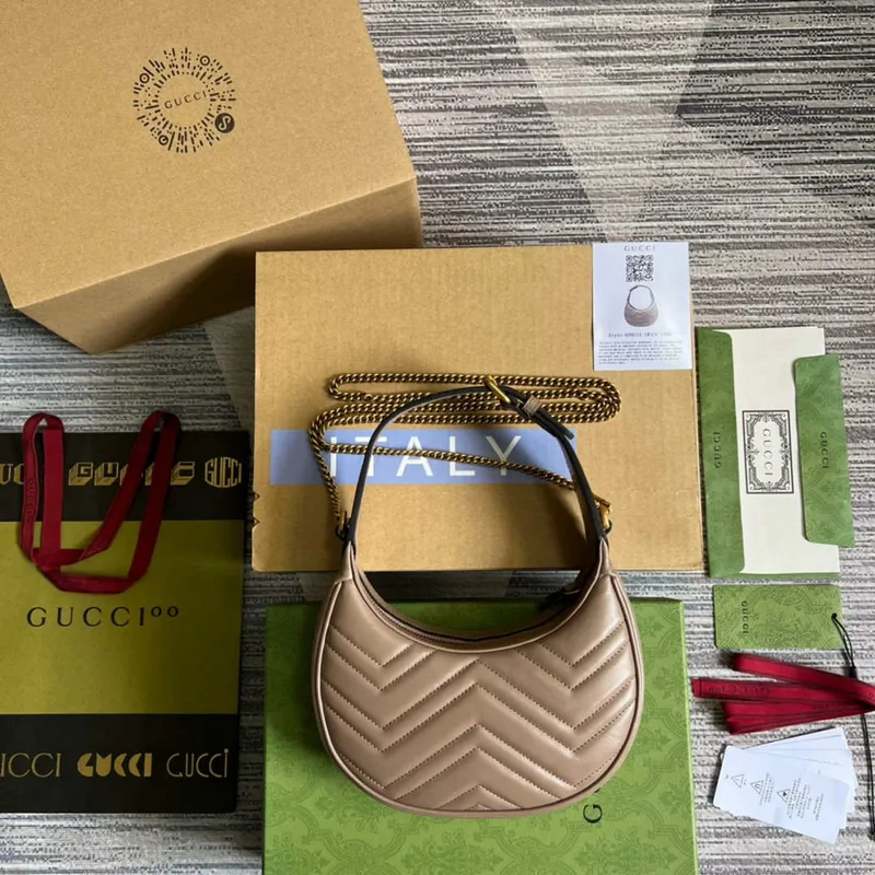 Gucci 699514 GG Marmont half moon shaped mini bag Light Pink