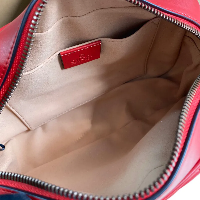 Gucci 447632 GG Marmont Small Matelassé Shoulder Bag Red