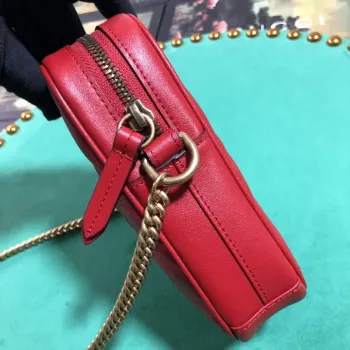 Gucci 598597 GG Marmont mini bag Red