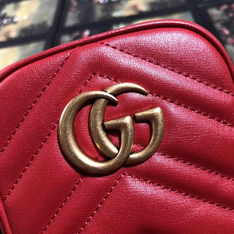 Gucci 598597 GG Marmont mini bag Red