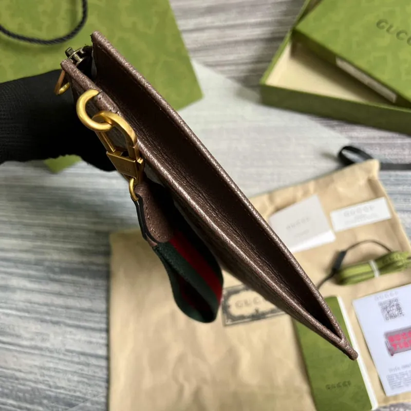 Gucci  688378 Gucci Tiger pouch Bag Brown Print Logo