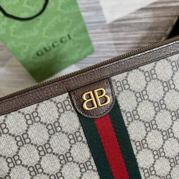 Gucci  688378 Gucci pouch Bag Begie