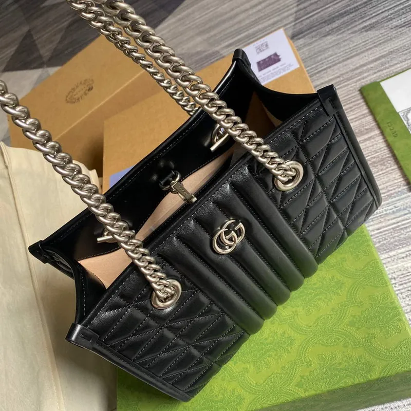 Gucci 681483 GG Marmont small tote bag Black