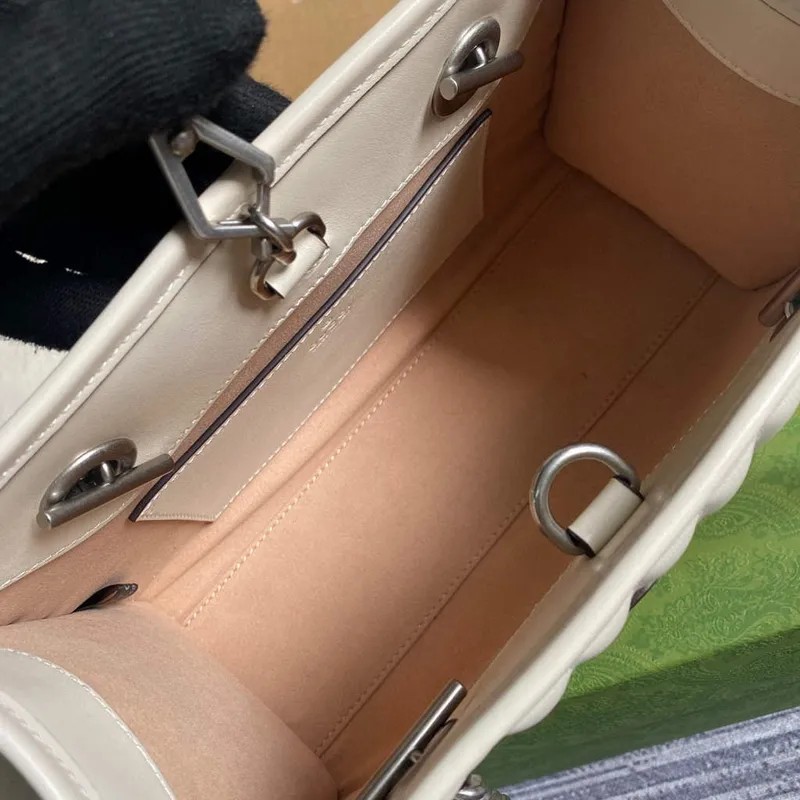 Gucci 681483 GG Marmont small tote bag Beige