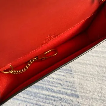 Gucci 481291 GG Supreme mini bag with cherries Red