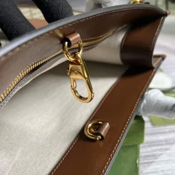 Gucci 674155 Medium Tote With Lnterlocking G Bag