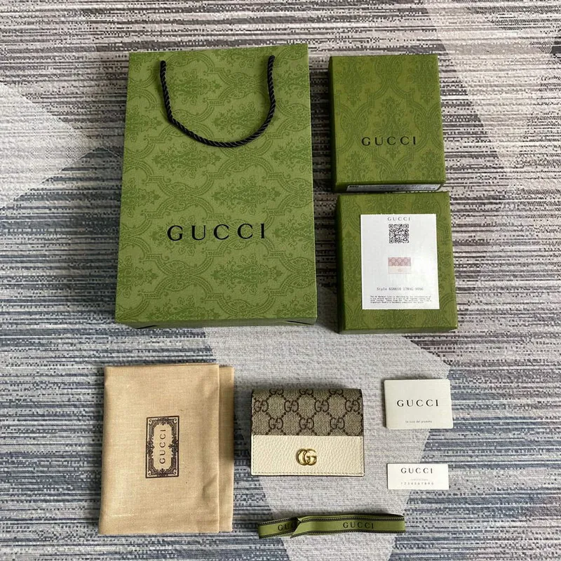 Gucci 658610 GG Marmont Card Case Wallet White